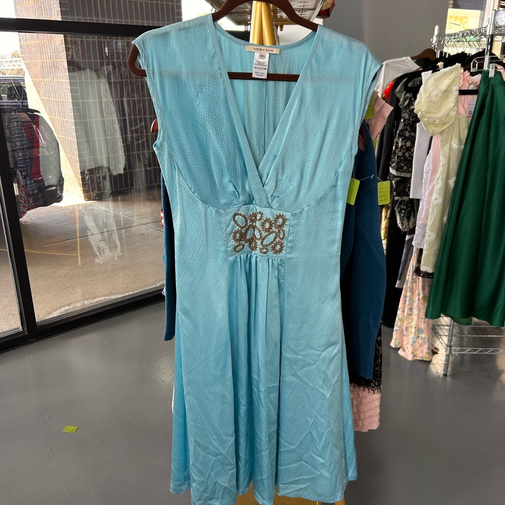 Elegant Blue Sleeveless Dress